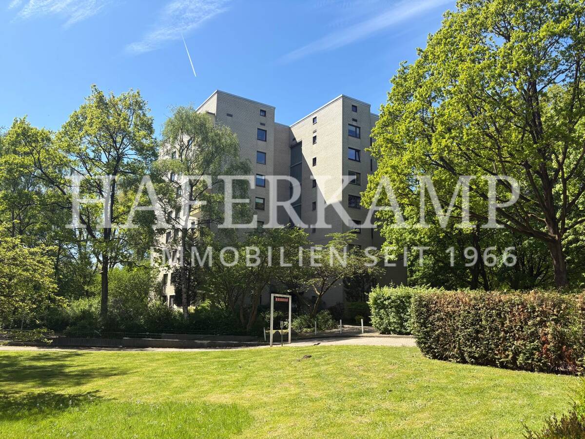 Kapitalanlage in ruhiger Lage mit schöner Aussicht - Preis gesenkt! – 22339 Hamburg – Bild 1 von 8