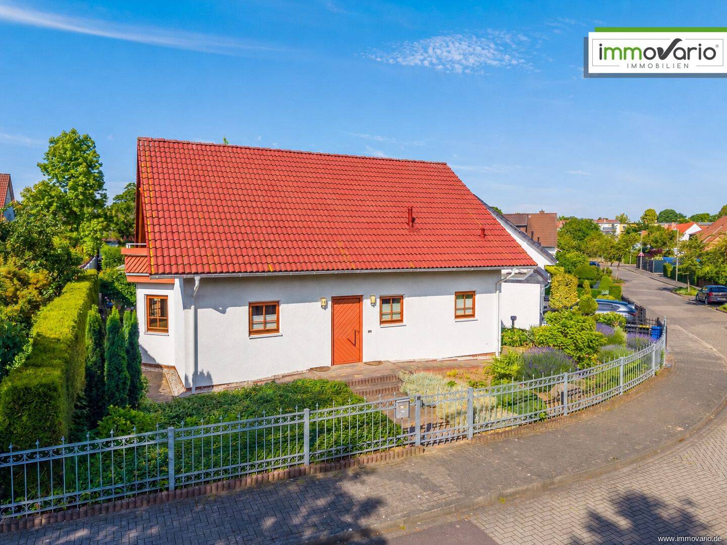 Wunderschönes Fertigteilhaus mit Pool und Doppelgarage in Ottersleben zu verkaufen! – Magdeburg – Vorschaubild 5
