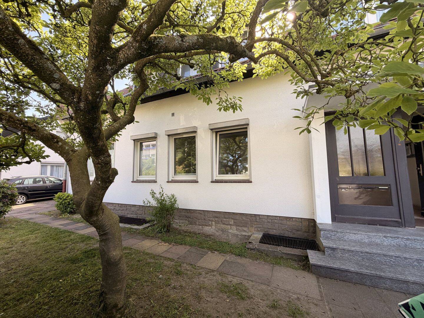 4 Zi. Gartenwohnung nähe Deiker Höfe