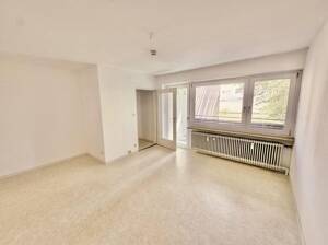 Charmante 1-Zimmer-Wohnung mit großem Balkon & Einbauküche - ruhig & grün im Westenviertel