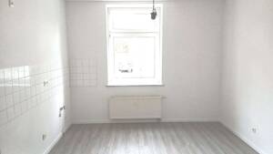 frisch renovierte EG Wohnung, ruhig gelegen mit viel Licht. – 45307 Essen – Vorschaubild 4