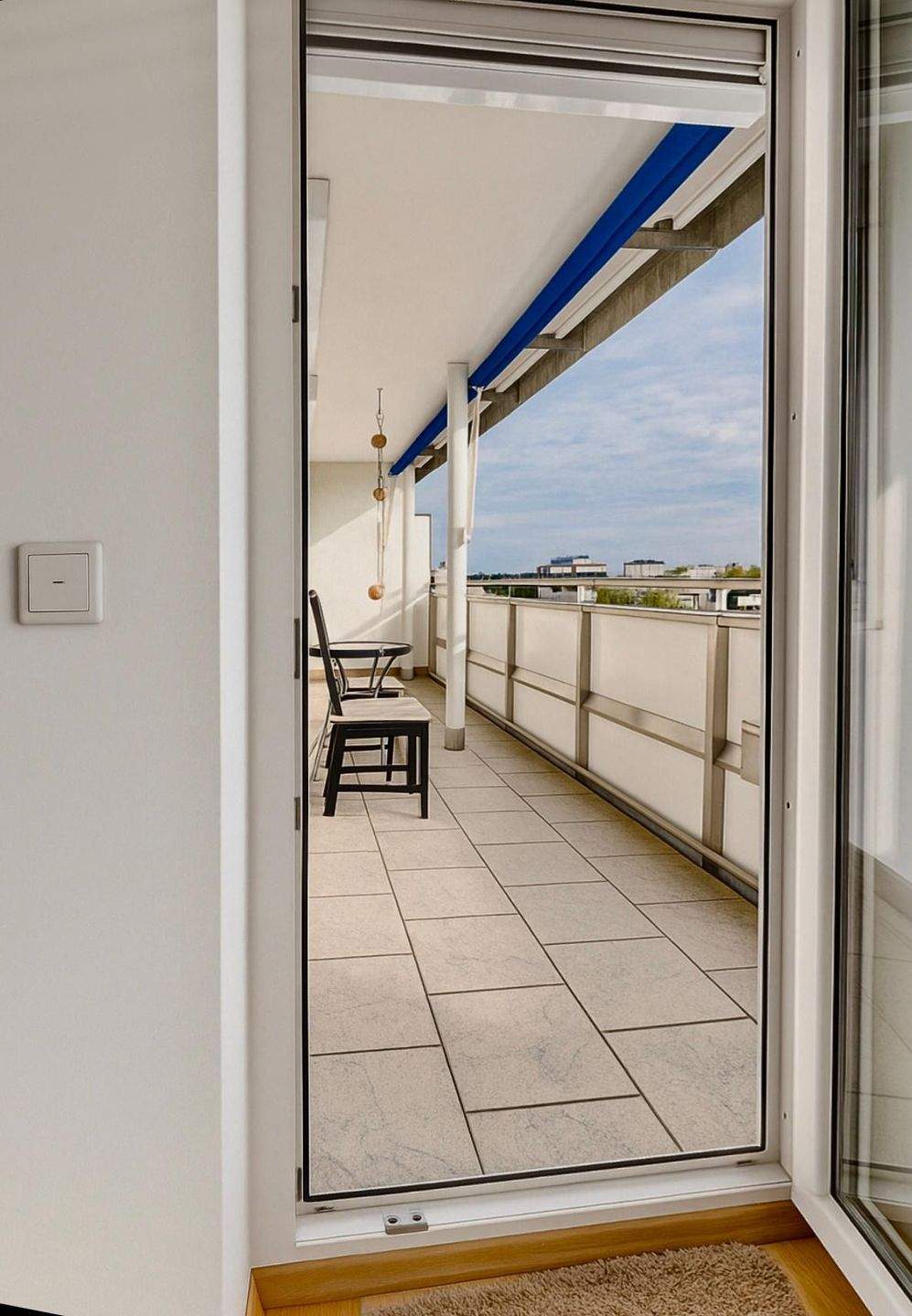 Moderne, helle 3 Zimmer Wohnung mit großem Balkon – Nürnberg – Vorschaubild 2