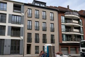 Exklusive 3-Zimmer-Neubauwohnung mit Domblick, Fußbodenheizung & großer Terrasse