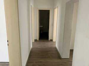 Ansprechende 3-Zimmer-Wohnung sucht Mieter – 34128 Kassel – Vorschaubild 8