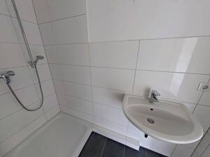 Helle & moderne 2-Zimmer-Wohnung mit BALKON und EINBAUKÜCHE – 23562 Lübeck – Vorschaubild 8