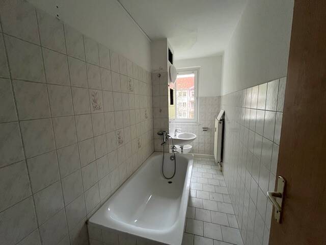 Modernes 2-Zimmer-Apartment mit Charmanten Annehmlichkeiten in Zwickau – Zwickau – Vorschaubild 2