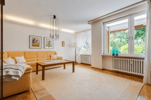 Lichtdurchflutetes Wohnen mit sonniger Westterrasse und Blick ins Grüne – 22589 Hamburg – Vorschaubild 2