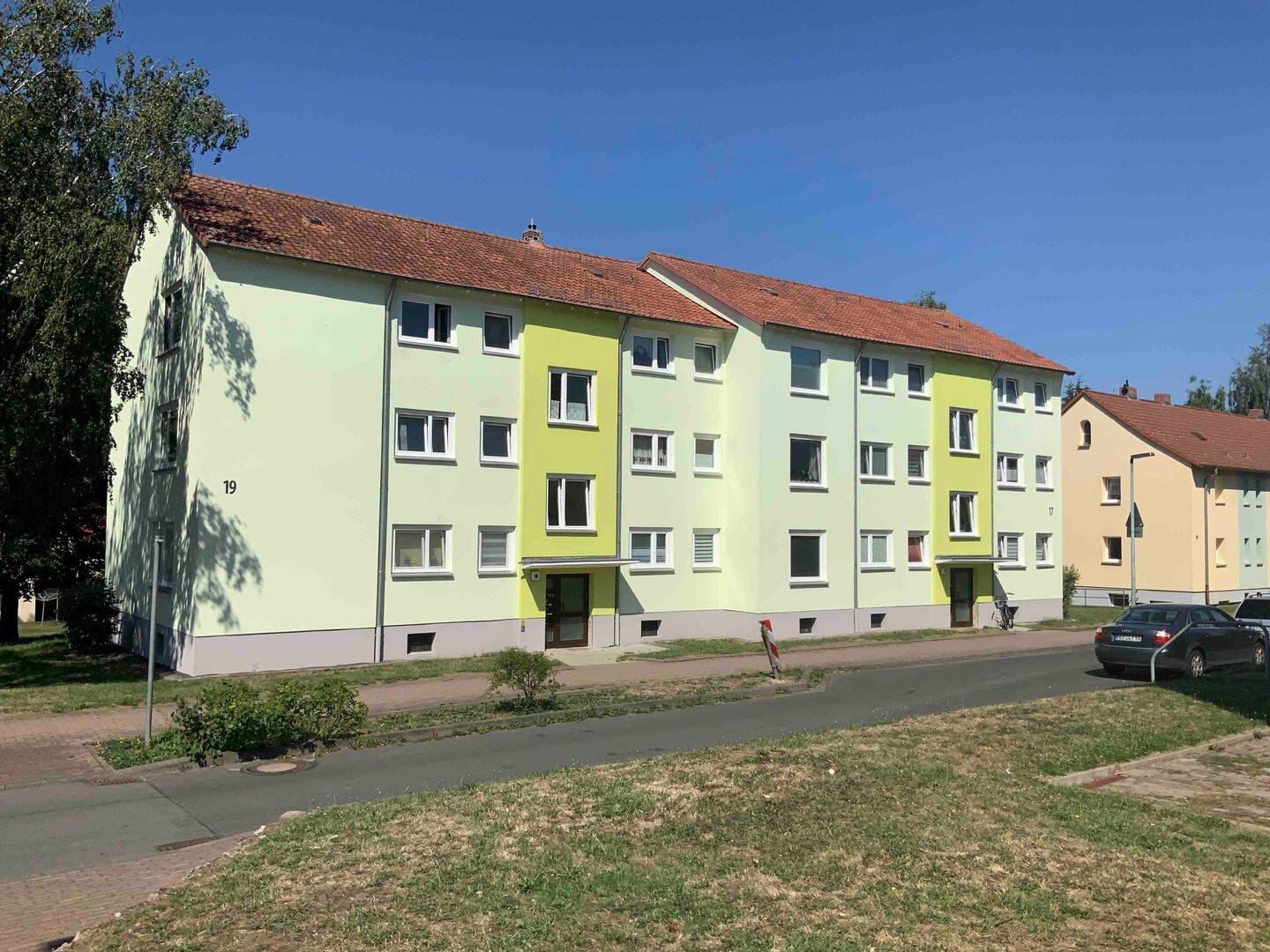 Praktische 2-Zimmer Wohnung mit neuen Bodenbelägen zu vermieten