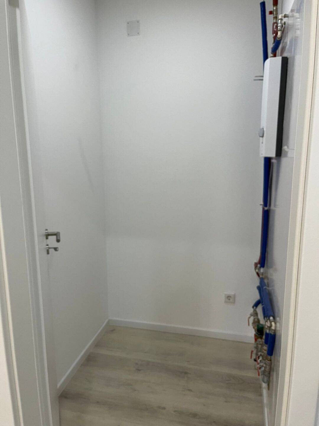 Sonnige Wohnung mit großem Balkon – Nürnberg – Vorschaubild 3