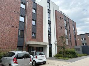 Moderne 2-Zimmer-Wohnung mit Dachterrasse und heller Atmosphäre