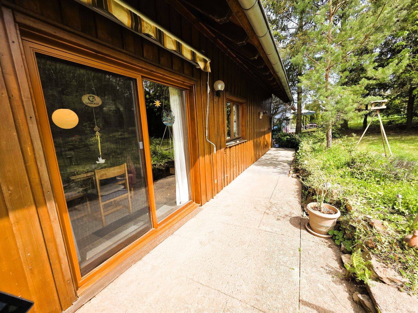 LIEBLINGSGARTEN. LIEBLINGSLAGE. LIEBLINGSHAUS. Wohnhaus in Gemünden zu verkaufen! – Gemünden – Vorschaubild 3