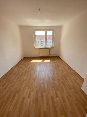 3 Raum-Wohnung im Grünen – 6217 Merseburg – Vorschaubild 1