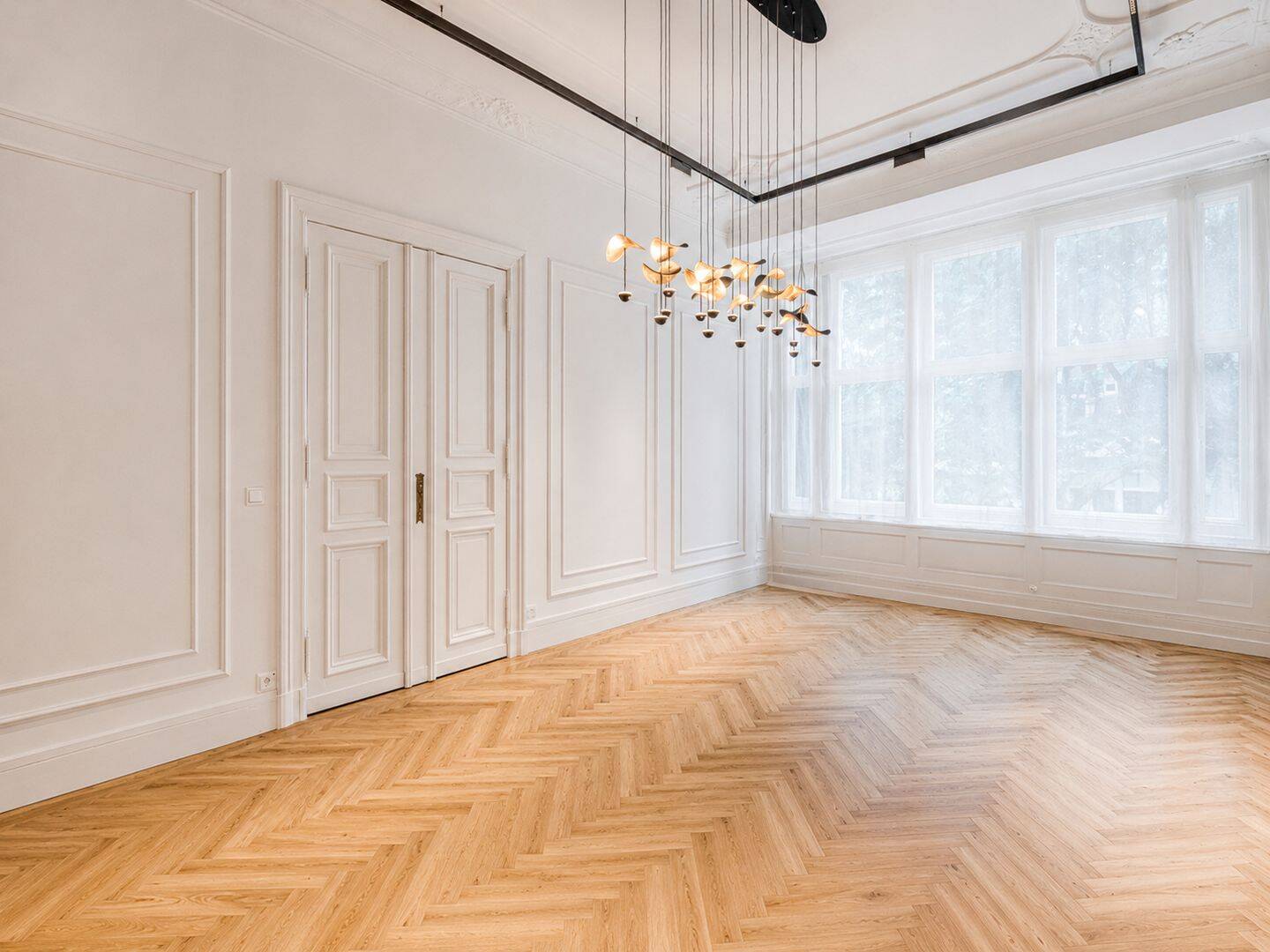 Bezugsfertige, hochwertig sanierte 5-Zimmer-Wohnung mit Loggia für hohe Ansprüche – Berlin – Vorschaubild 3
