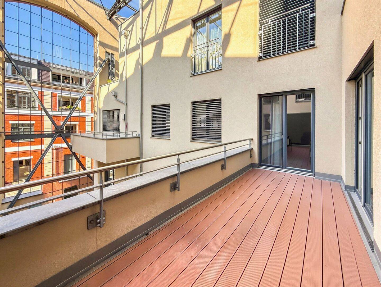 Bezugsfrei | Fußbodenheizung | Balkon | Stellplatz | Einbauküche – Leipzig – Vorschaubild 9