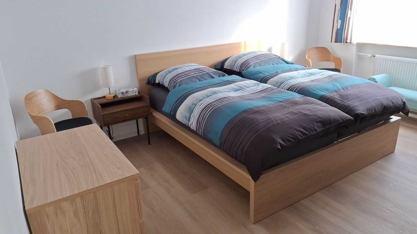 Zentrale 3-Zimmer-Wohnung in Erlangen, einzugsfertig möbliert&ausgestattet – Erlangen – Vorschaubild 6