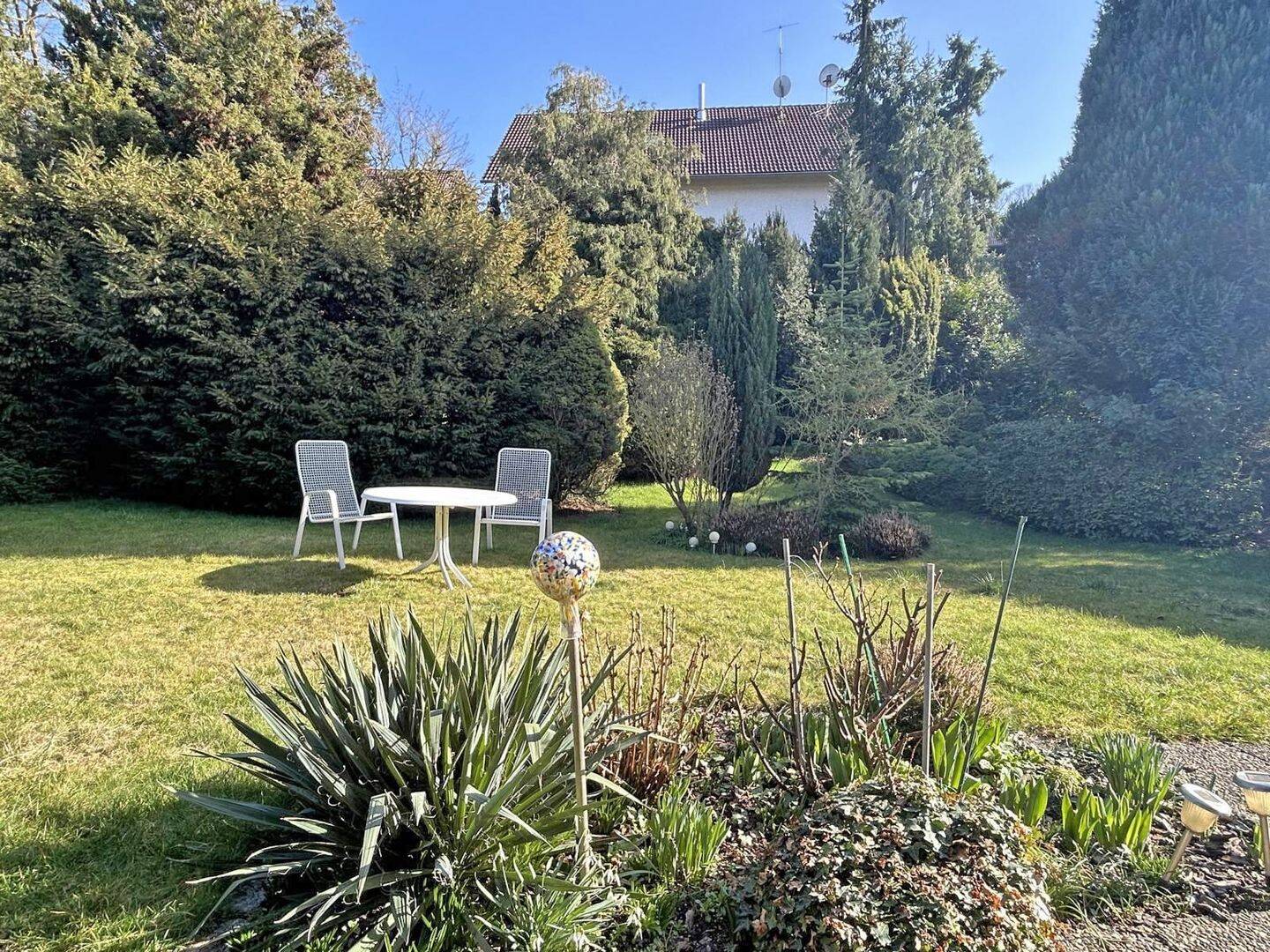 Gepflegter Bungalow mit großem, eingewachsenem Garten in attraktiver Wohnlage von Reichelsheim – Reichelsheim (Odenwald) – Vorschaubild 6