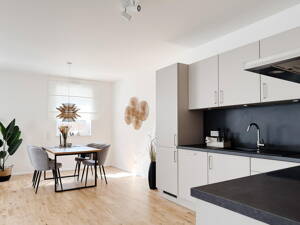 Erstbezug! Hochwertige 3-Zimmer-Wohnung am Stadtwald – 63069 Offenbach am Main – Vorschaubild 2