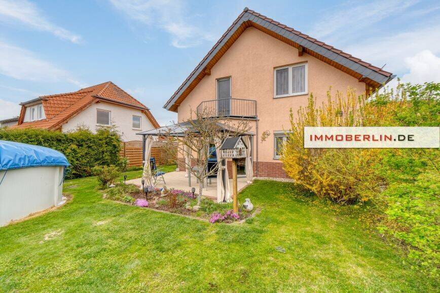 IMMOBERLIN.DE - Adrettes Haus mit Südterrassen in familienfreundlicher Lage im Berliner Speckgürtel – Berlin – Vorschaubild 3