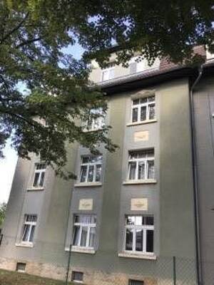 Praktische 1-Raum-Wohnung in ruhiger Lage Dresden-Cotta! Bilder folgen – 1157 Dresden – Vorschaubild 1