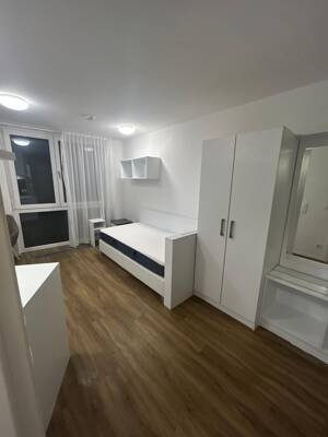 All Inclusive Mitten in Stuttgart: Möblierte Wohnung mit Gartenanlage und Tiefgaragenstellplatz – 70191 Stuttgart – Vorschaubild 4