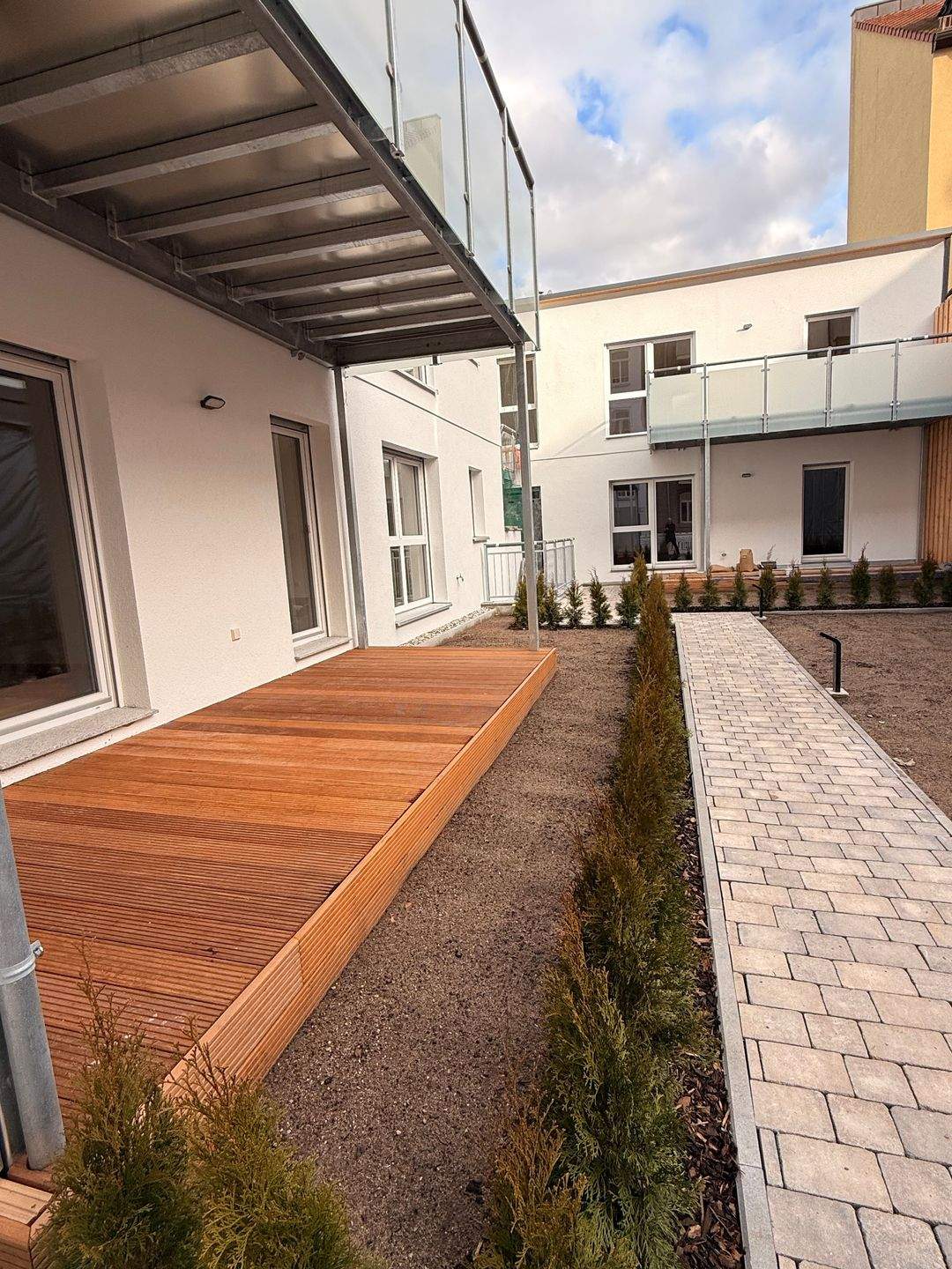Ab sofort verfügbar: Moderner Neubau im ruhigen Innenhof mitten in der City – Nürnberg – Vorschaubild 9
