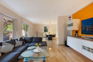 Gepflegtes Mehrfamilienhaus mit durchdachtem Maisonette-Konzept und großem Garten – 40468 Düsseldorf – Vorschaubild 5