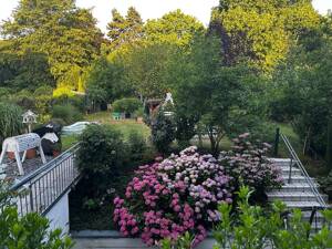 Attraktive 4-Zi.-Gartenwohnung auf 2 Ebenen in ruhiger Lage von D-Unterrath!