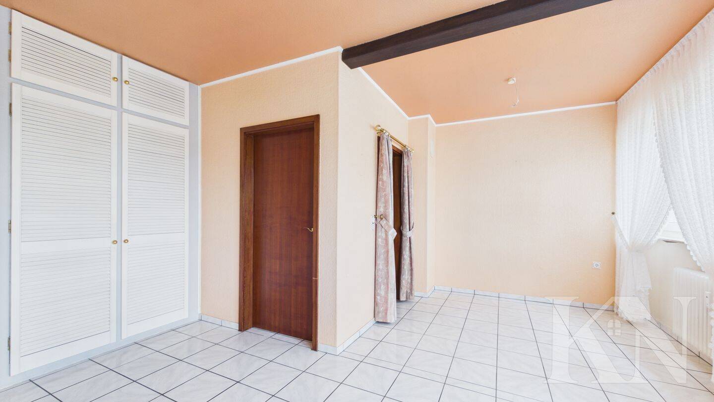 Gepflegte 2-3 Zimmer-Küche-Bad-Wohnung in ruhiger Lage – Saarbrücken – Vorschaubild 3
