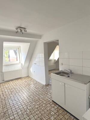 Helle gemütliche Dachgeschosswohnung in ruhiger Seitenstraße – 45888 Gelsenkirchen – Vorschaubild 9