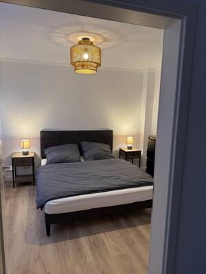 "Move in ready" möblierte 70 qm City-Wohnung im Herzen von Wiesbaden (ab 01.09) – 65189 Wiesbaden – Vorschaubild 7