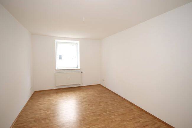 Top Lage nähe Kurfürstenplatz - 2-Zimmer-Wohnung mit Balkon zum Innenhof – München – Vorschaubild 3