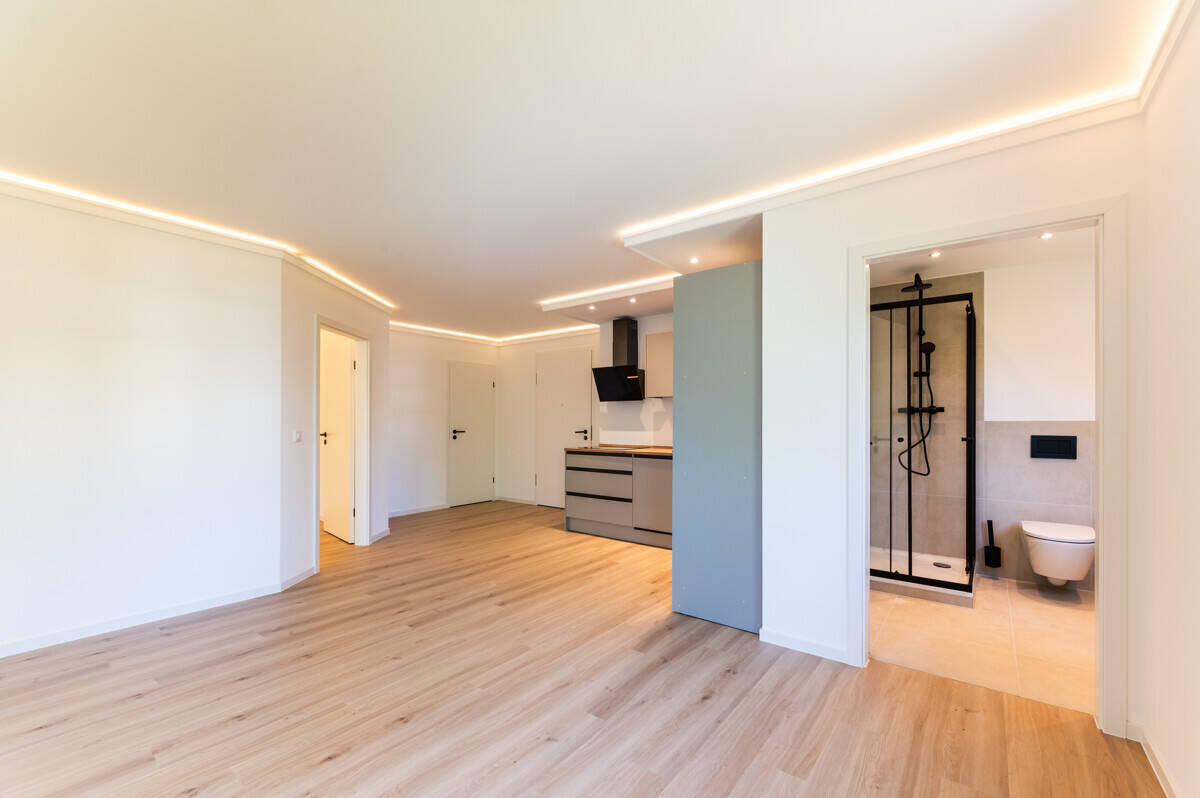 Liebevoll sanierte 2-Zimmerwohnung mit EBK im beliebten Preußischen Viertel – Dresden – Vorschaubild 2