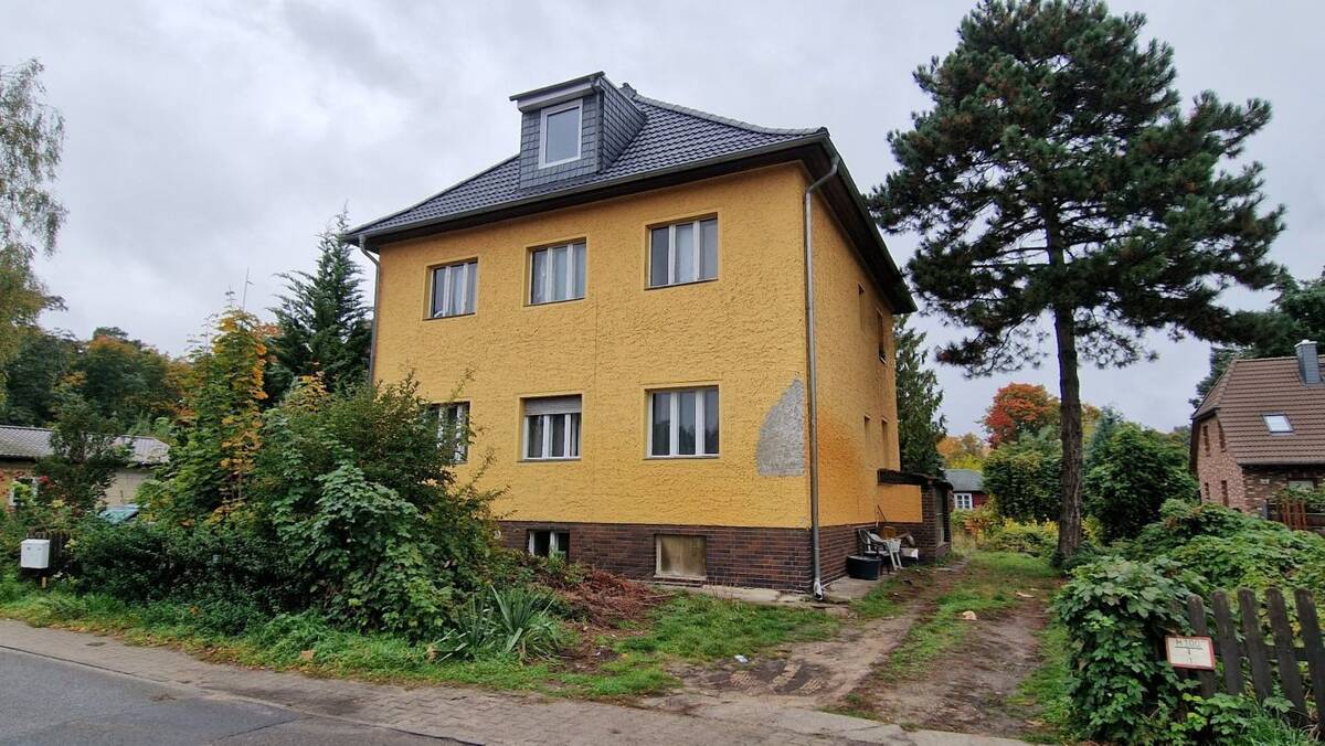 Kleines Mehrfamilienhaus – 12559 Berlin – Bild 1 von 9