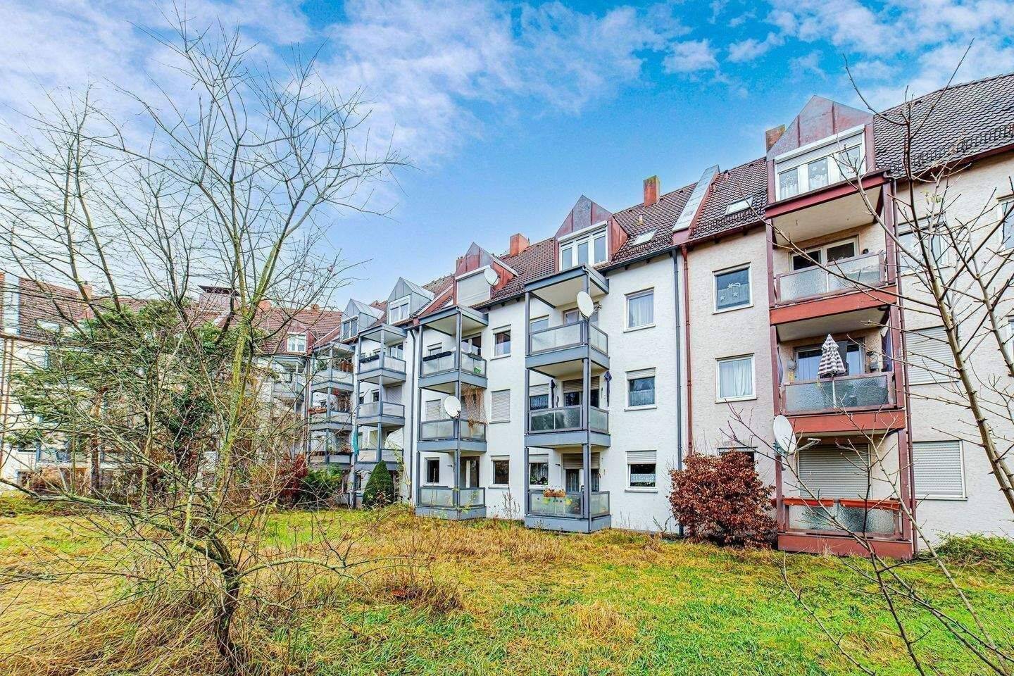 Rendite ist nicht alles. Die Lage bleibt. Mehrfamilienhaus mit 8 Einheiten. – Fürth – Vorschaubild 4