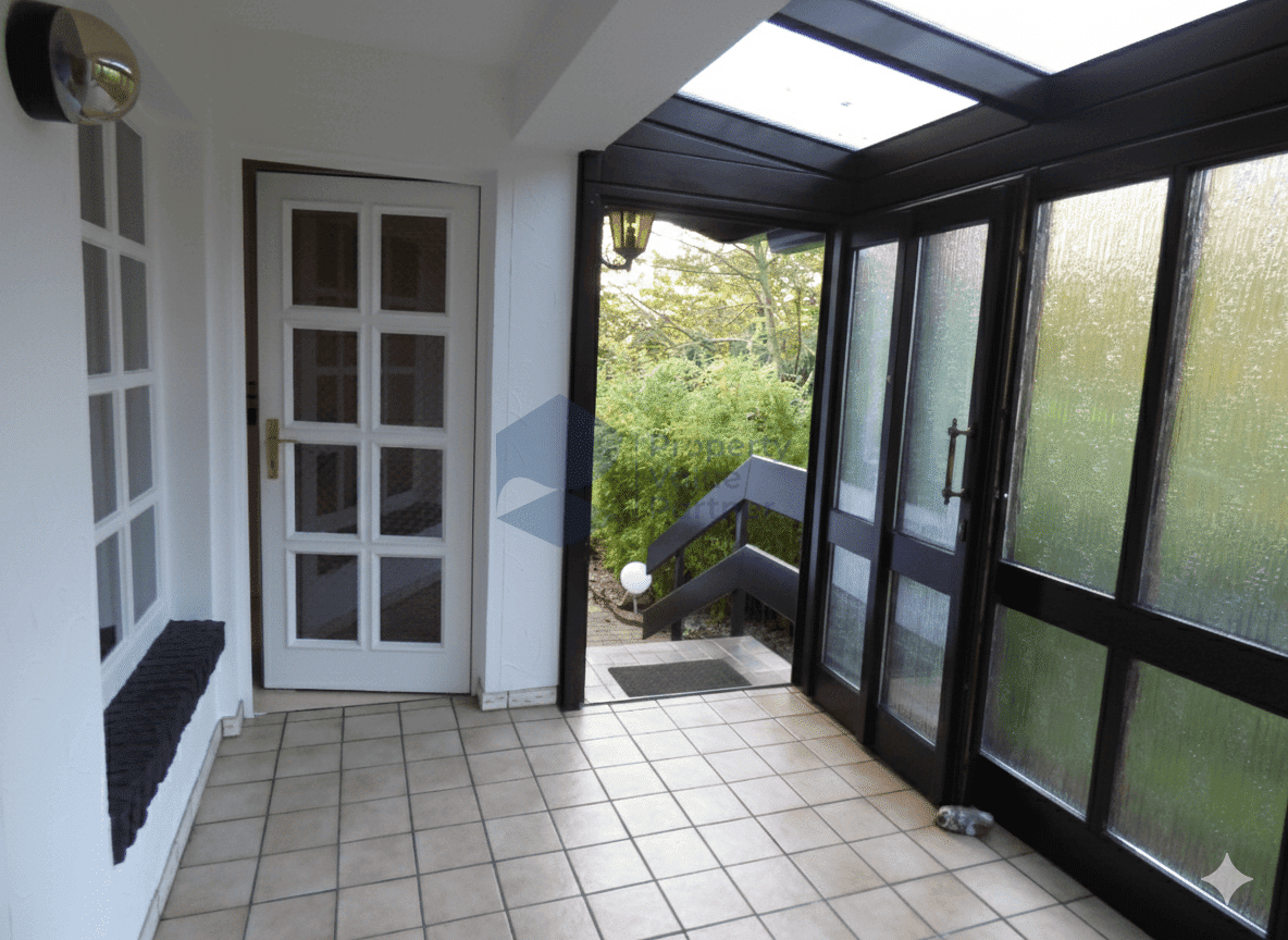 Einfamilienhaus mit Einliegerwohnung bzw. Doppeleinfamilienhaus – Hannover – Vorschaubild 3