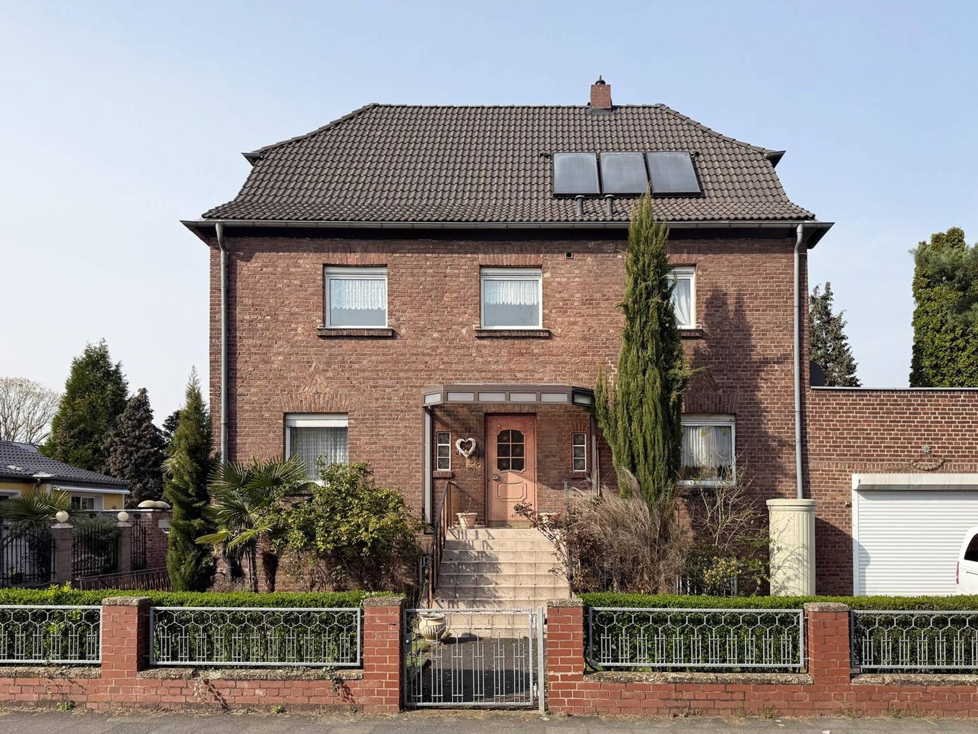 Mehrfamilienhaus in 51147 Köln mit 311 m² kaufen