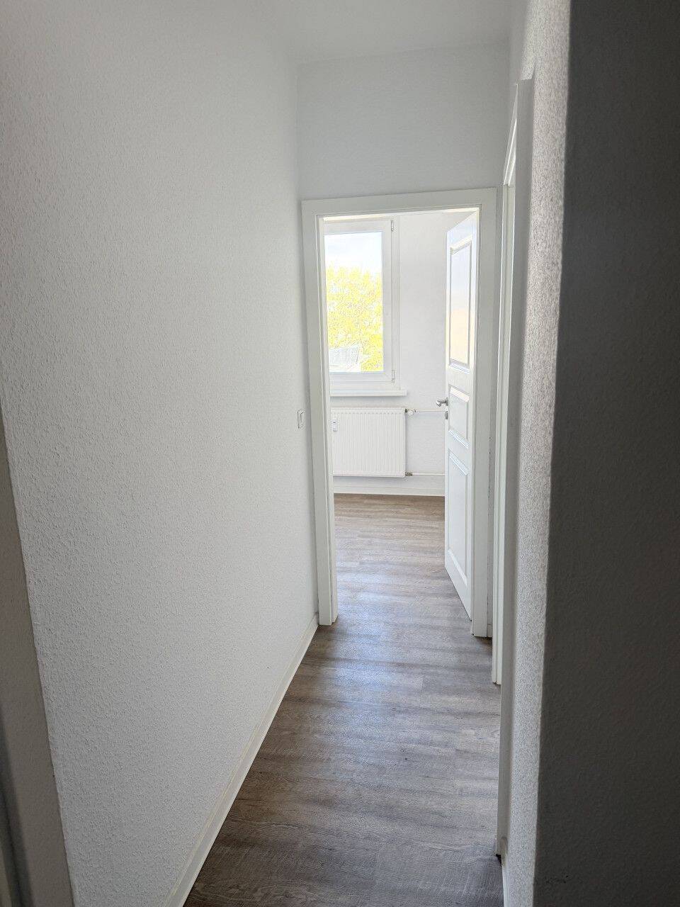 Hochwertig sanierte 3-Raumwohnung mit Balkon! – Magdeburg – Vorschaubild 5
