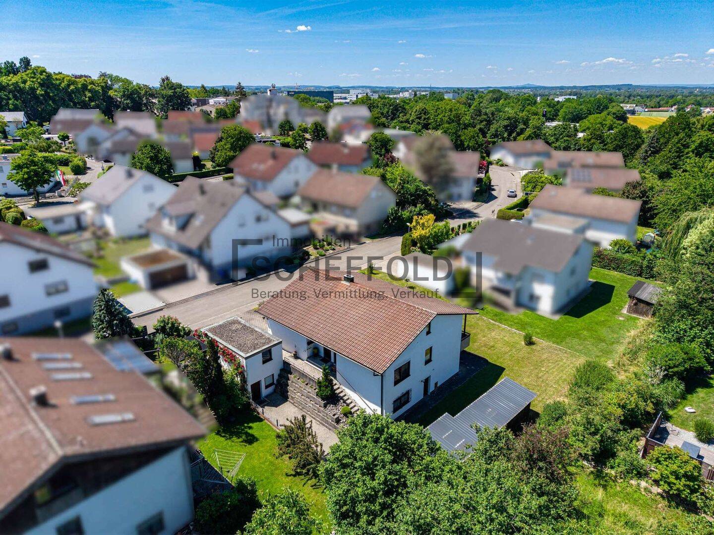 Schmuckstück! Einfamilienhaus mit schönem Garten in beliebter Wohnlage von Laupheim – Laupheim – Vorschaubild 3