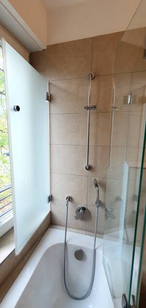 Exklusive 2-Zimmer-Wohnung mit Balkon im inneren Westen Regensburg Top Lage Tiefgarage – 93049 Regensburg – Vorschaubild 8