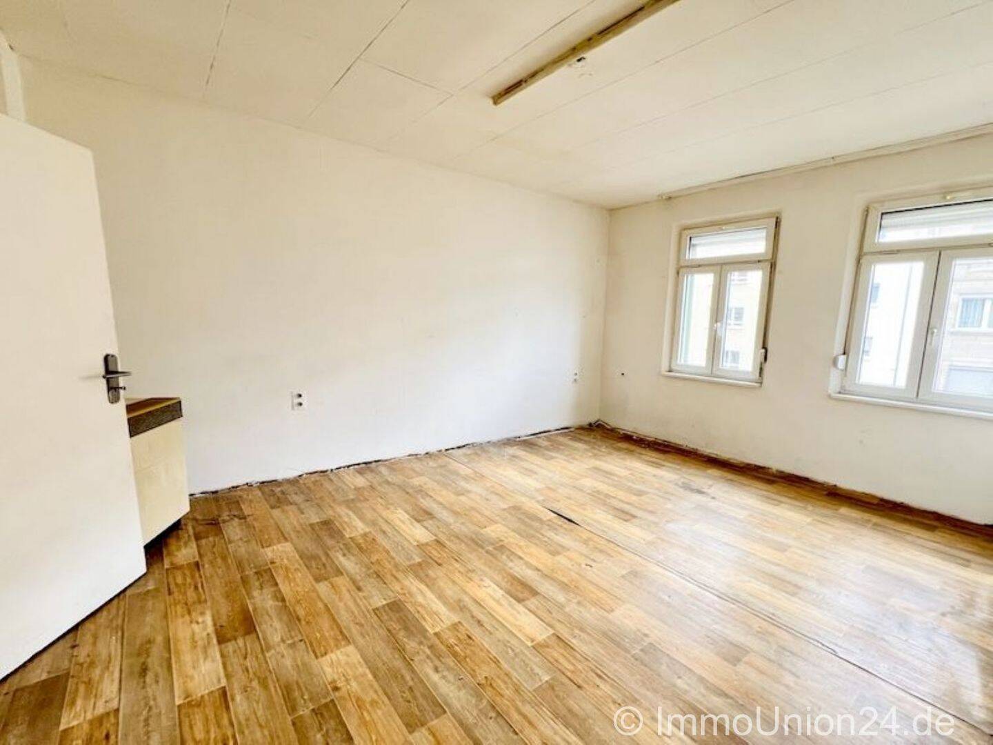 184.900 EUR für PROVISIONSFREIE und SOFORT freie 3 Zimmer 66 qm Wohnung mit NEUER Heizung – Fürth – Vorschaubild 4