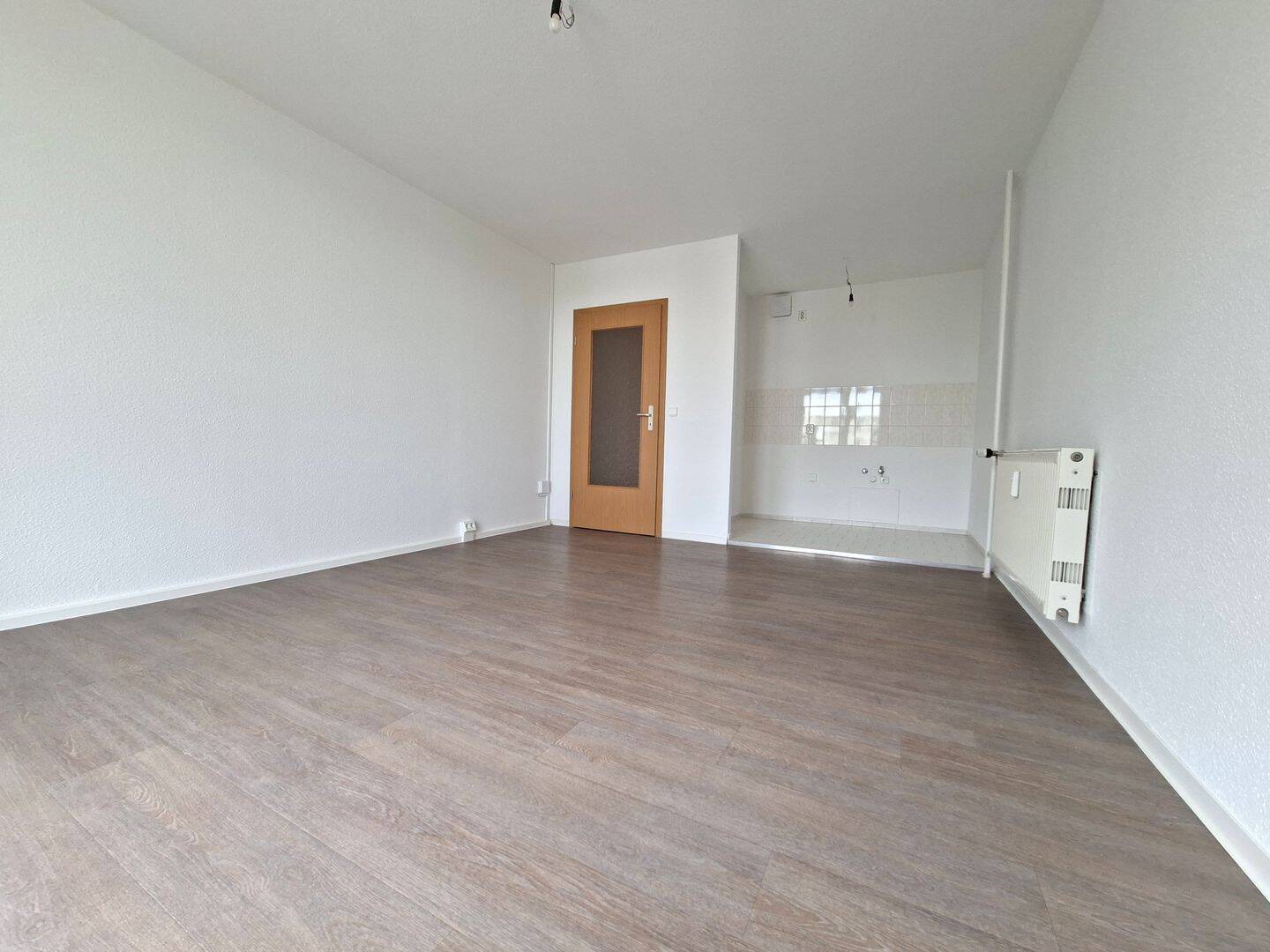 1-Raumwohnung mit Balkon in Chemnitz – Chemnitz – Vorschaubild 2