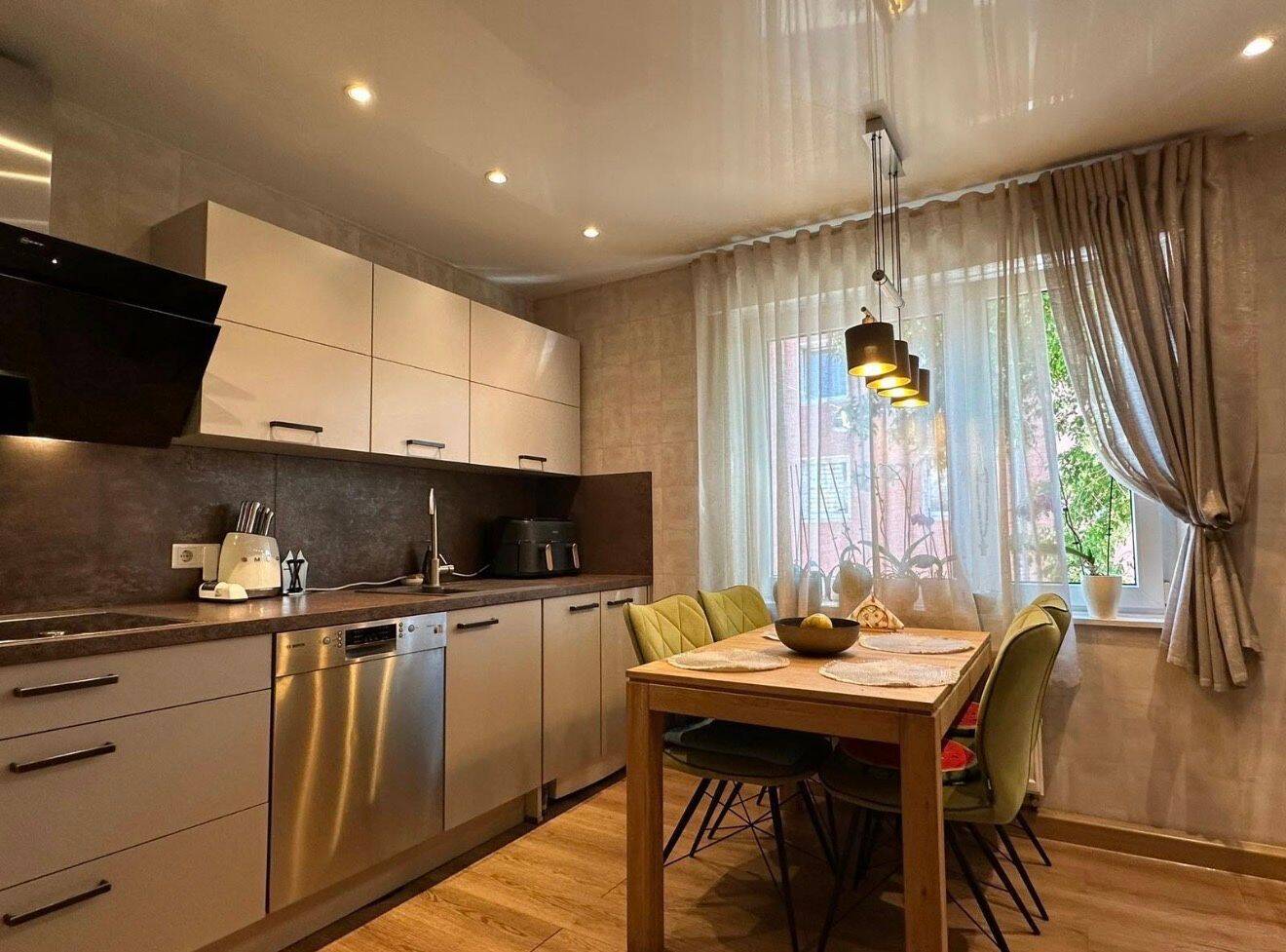 Modernisierte 2-Zimmer-Wohnung mit hochwertiger Neff-Küche in Top-Lage in Nürnberg