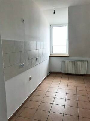 ***Große Dachgeschoßwohnung in ruhiger Lage sucht nette Mieter*** – 45143 Essen – Vorschaubild 5