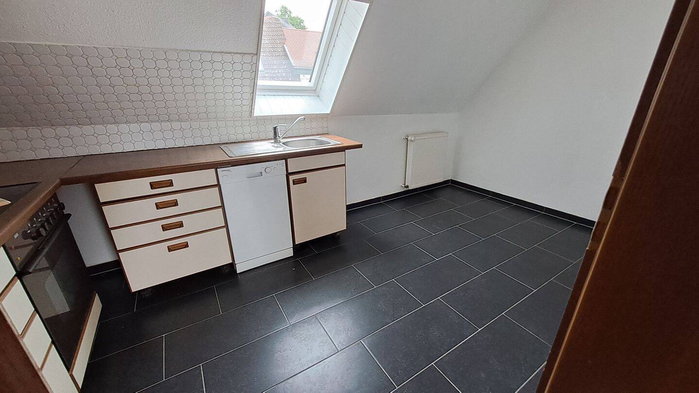 Kuschelige Dachgeschoß Wohnung in Hünstetten – Hünstetten – Vorschaubild 4