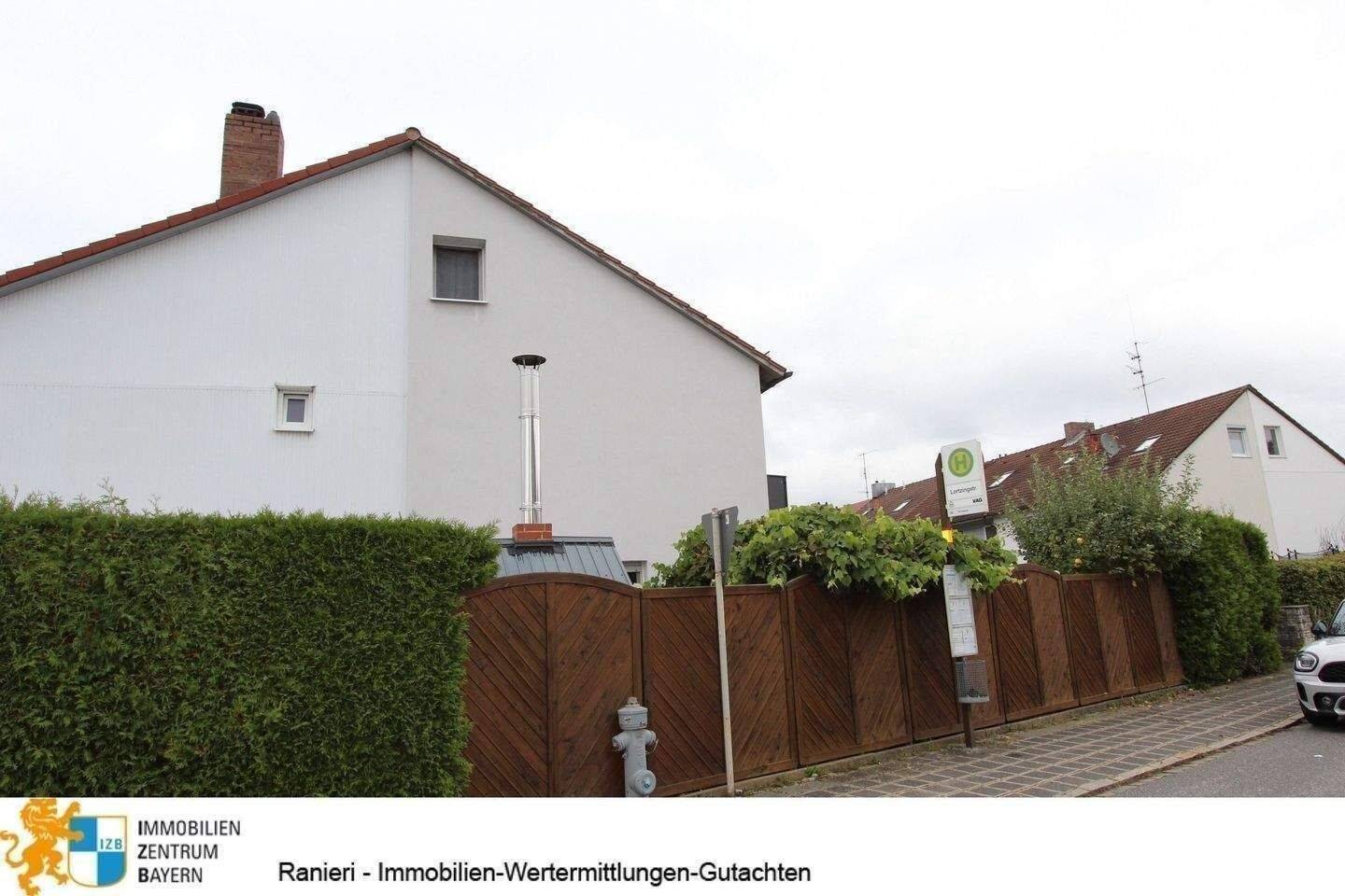Gepflegtes Reiheneckhaus in Schwaig mit ausgebautem Studio inkl. Garage u.v.m. – Schwaig bei Nürnberg – Vorschaubild 3