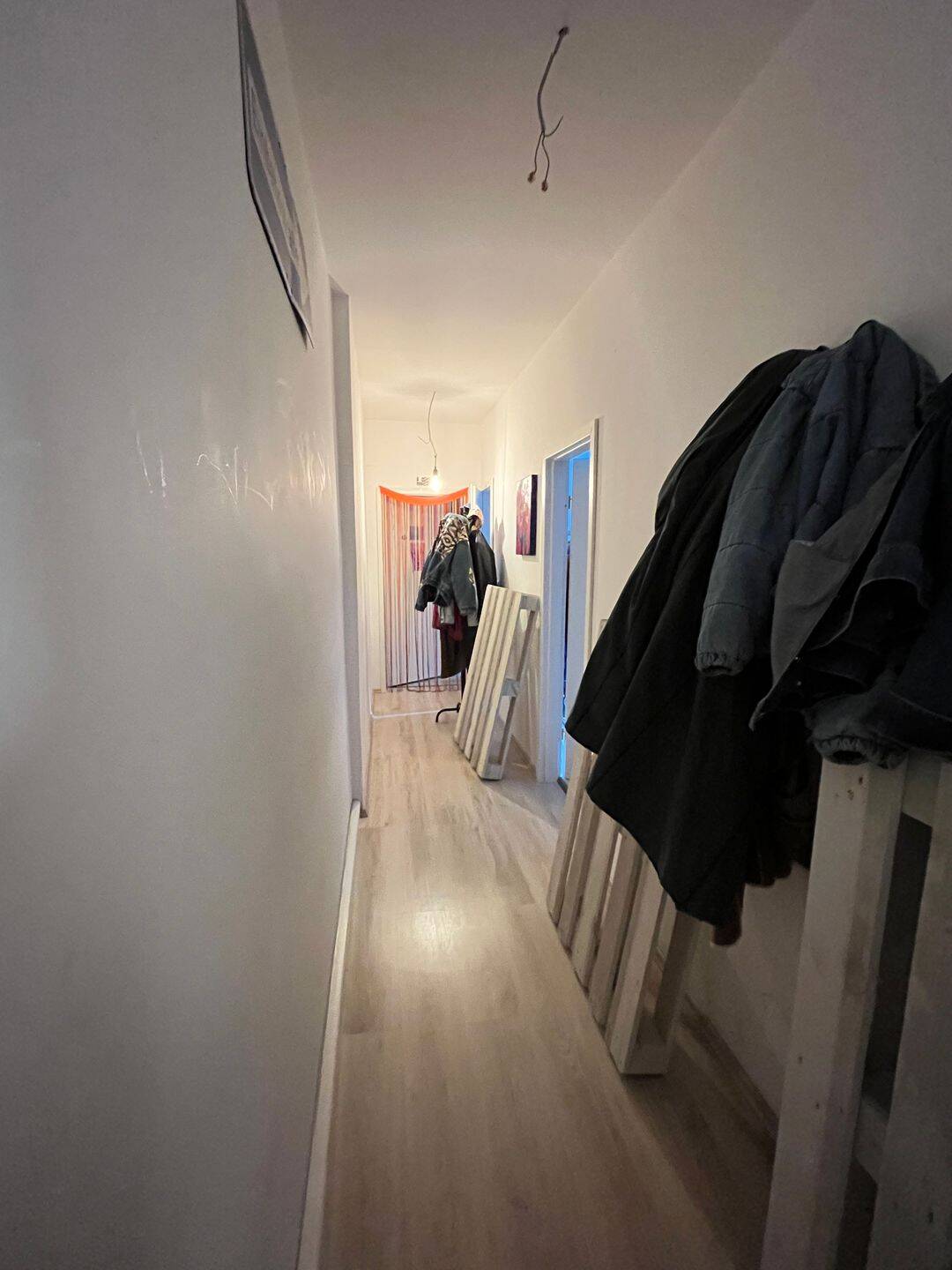 6 Zi-Whg in Nbg U-Bahn Maffeiplatz, 1. OG Etagenwhg, 2 Balkone, mit Küche, ruhige Wohnlage – Nürnberg – Vorschaubild 6