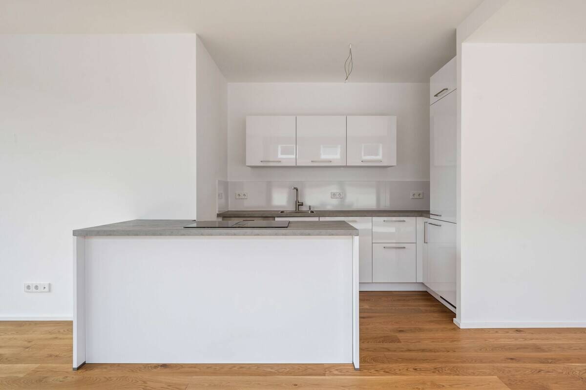 Exklusives Stadt Penthouse mit Sonnen Terrasse, 3 Zimmer mitten im Zentrum wartet auf Sie! – Heilbronn – Vorschaubild 8