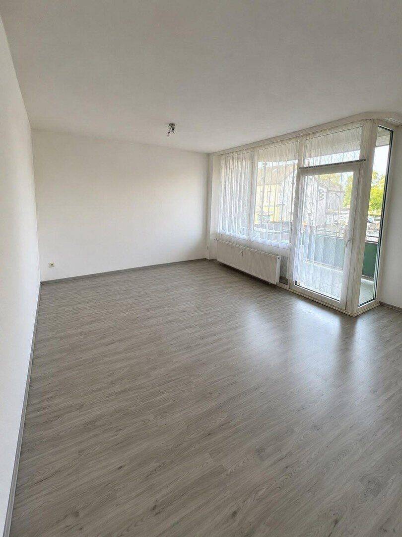 2,5 Zimmer Wohnung mit Balkon