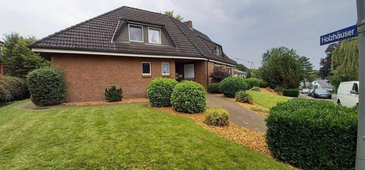 3 ZIMMER, CA.199m² WOHN-NUTZFLÄCHE-RÖNNEBURG-TRAUM LAGE- GARTEN – 21079 Hamburg – Bild 1 von 9