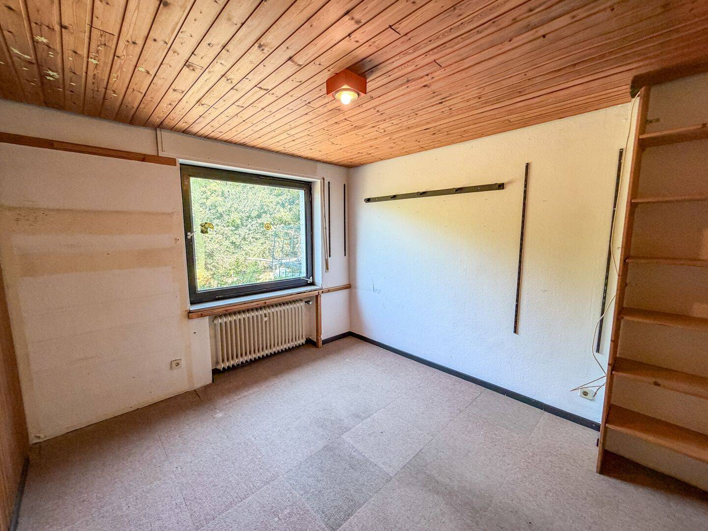 Freistehender Bungalow in Übach mit Vollkeller, Garage, Terrasse und Garten am Sackgassenende – Übach-Palenberg – Vorschaubild 8